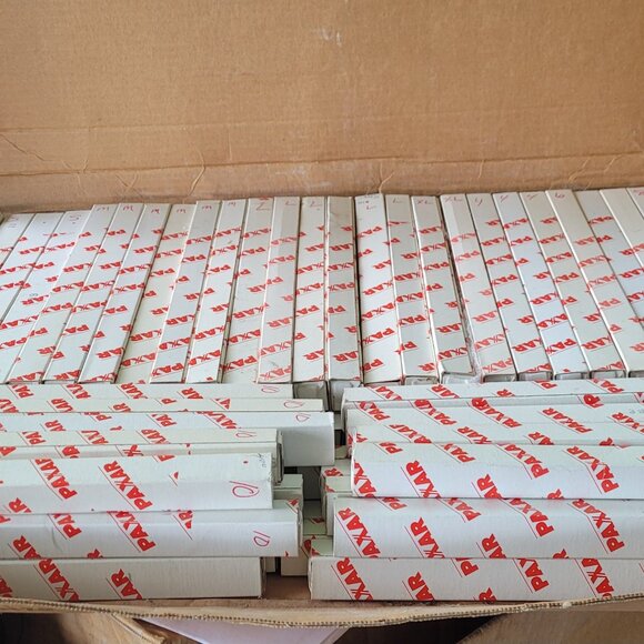 45,000+ WHITE WOVEN SEWING CLOTHING SIZE LABEL TAGS - XS,S,M,L,XL,4.6.8.10.12.14 - Picture 1 of 7
